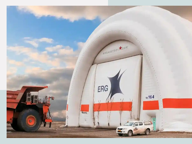 Мобильные ангары от СтальСтрой-Ддв по цене от 660 руб.